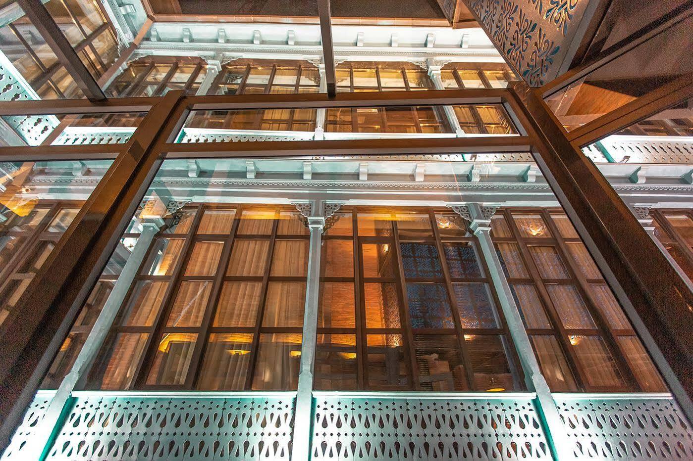 Royal Inn Tiflis Exterior foto